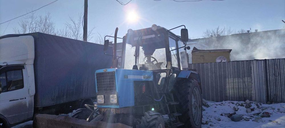 Бара (траншейный экскаватор) МТЗ 82.1 Копка траншей Экибастуз