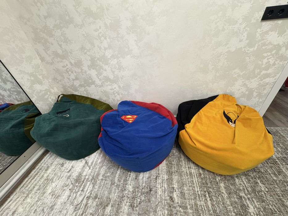 Продам кресло мешок пуфики