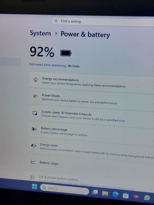 Laptop HP 255 G7 Ryzen 3 2200U 2,5Ghz/3,4Ghz, 8GB, 128GB, Vega 3 1GB, Windows 11 Office 2024