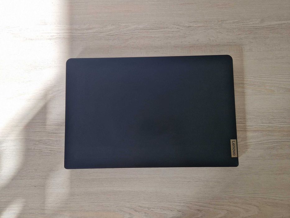 Ноутбук Lenovo Ideapad 1i / 8GB RAM / 256GB SSD / Состояние 10/10