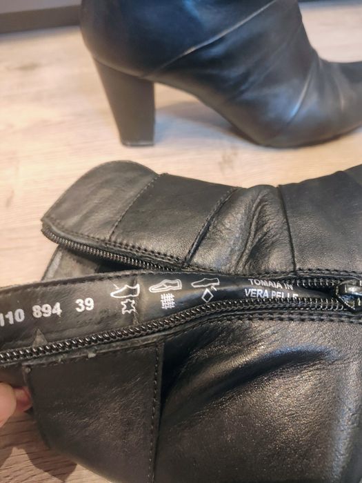 Ghete de dama din piele