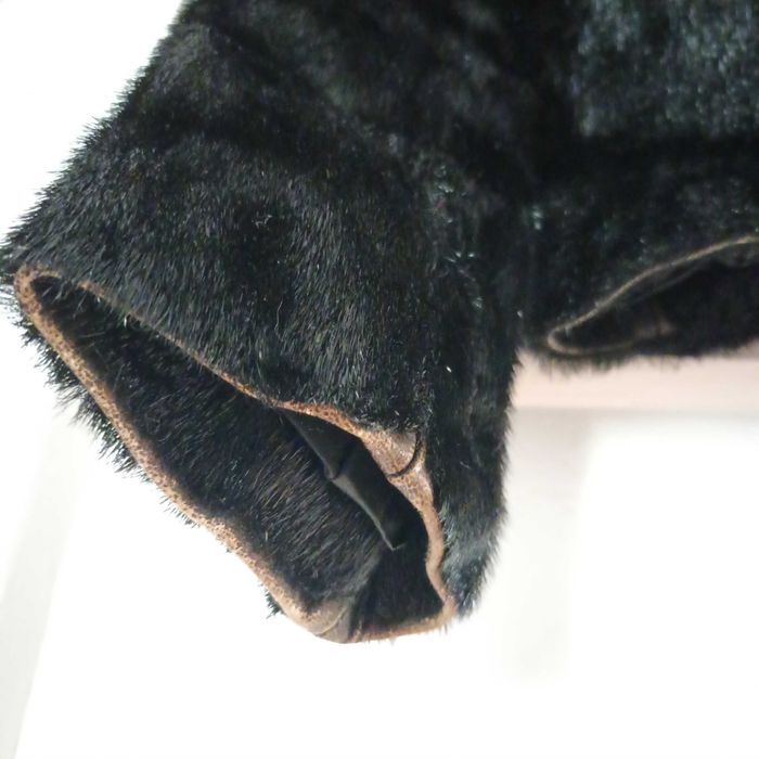 Haina de blana neagra