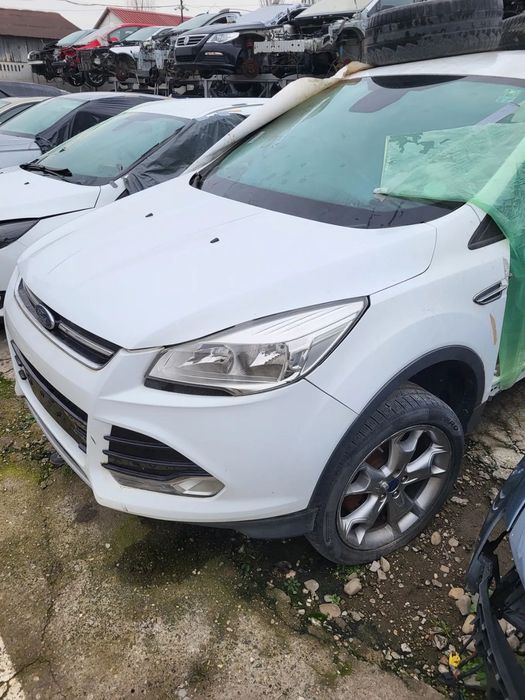 Bara fata /Trager/Faruri /Capota/Radiatoare Ford Kuga 2 2016 2.0 tdci