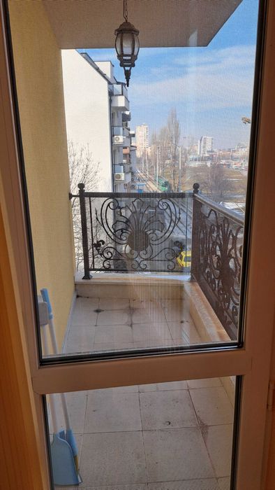 Дава се под наем Двустаен апартамент в София, Люлин - център - 60 кв.м за 430 € - Снимка #2