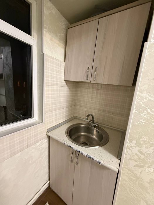 Чиланзар-1 МЕТРО НОВЗА 500 метров 1/4/4 Площадь-30m2 Ремонт-ЕВРО