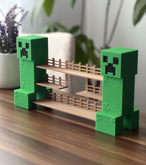Уникална етажерка / Рафт за Minecraft фигурки (Kinder Joy)