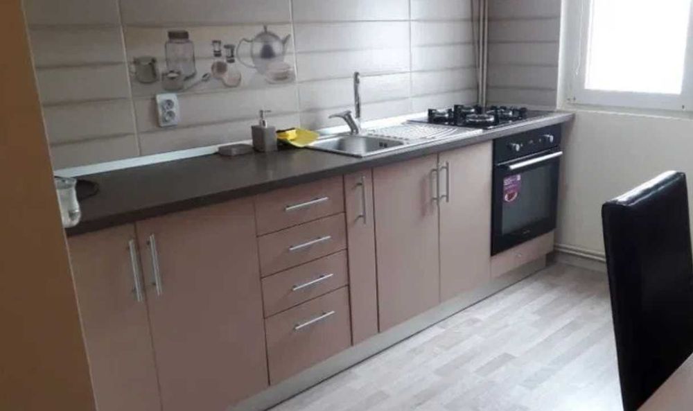 Дава се под наем Двустаен апартамент в Пловдив, Младежки Хълм - 56 кв.м за 229.5 € - Снимка #1