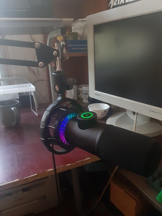 Динамический USB микрофон Fififne k658