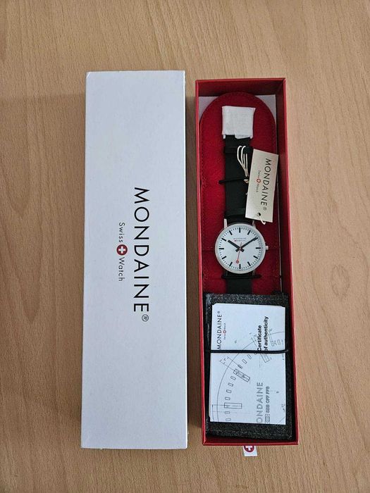 Mondaine Unisex Watch
