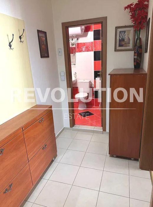 Двустаен апартамент в района на Център!