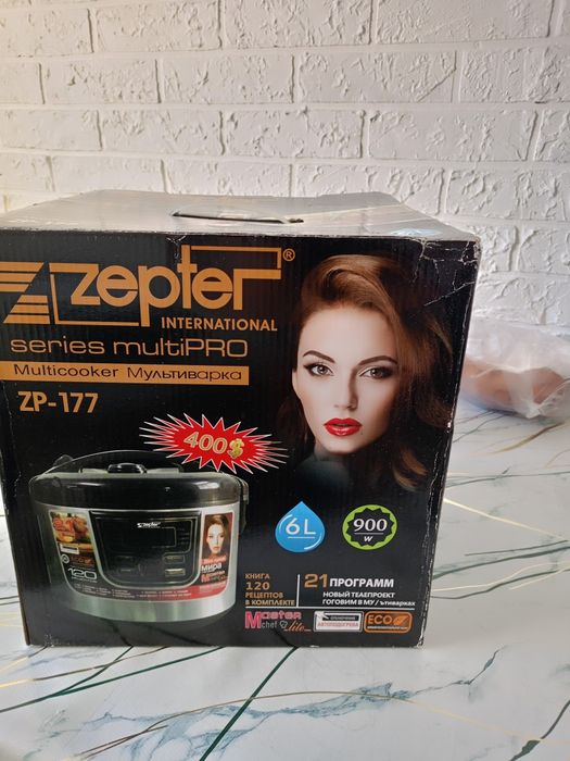 Мультиварка в хорошем состоянии