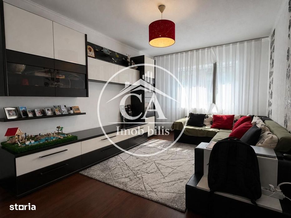 Apartament de închiriat cu 3 camere în zona Rogerius, Oradea — fotografia 2