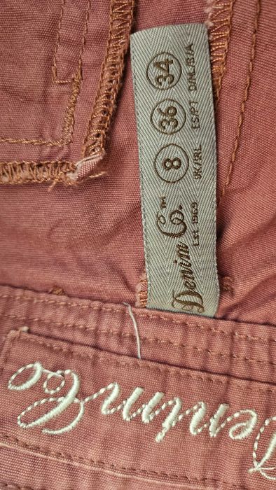 Дамски къси панталони с колан