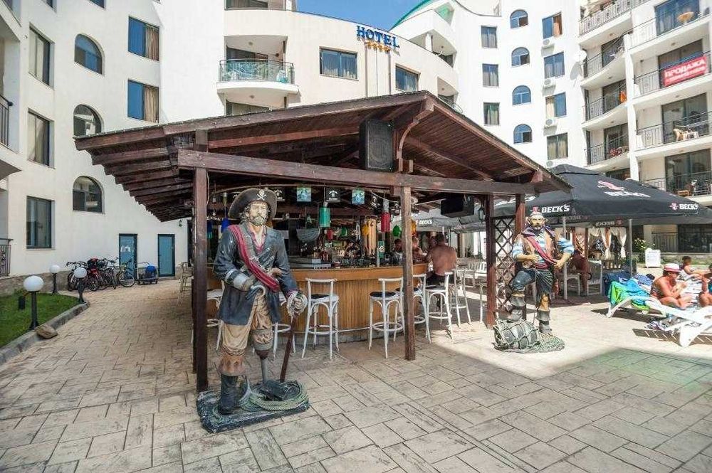 Продава се Двустаен апартамент в к.к. Слънчев бряг - 63 кв.м за 559 €/кв.м - Снимка #10
