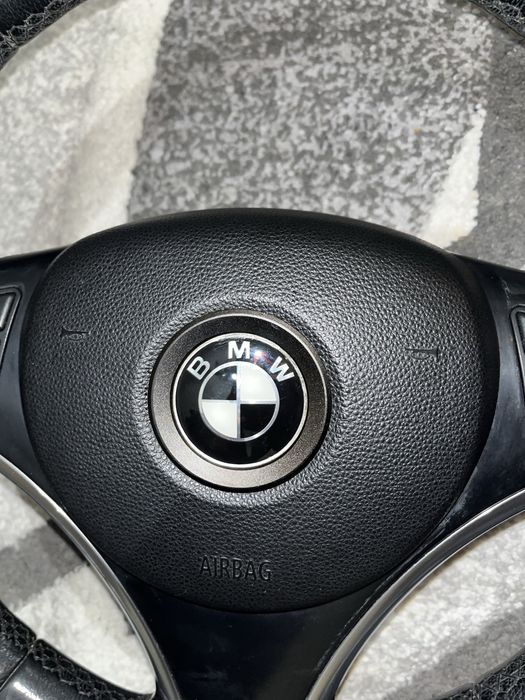 BMW E90/E91/E92 волан