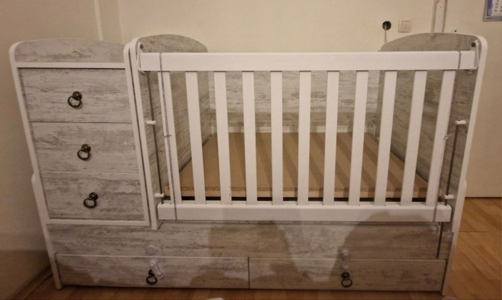 Детско легло много запазено многофункционално