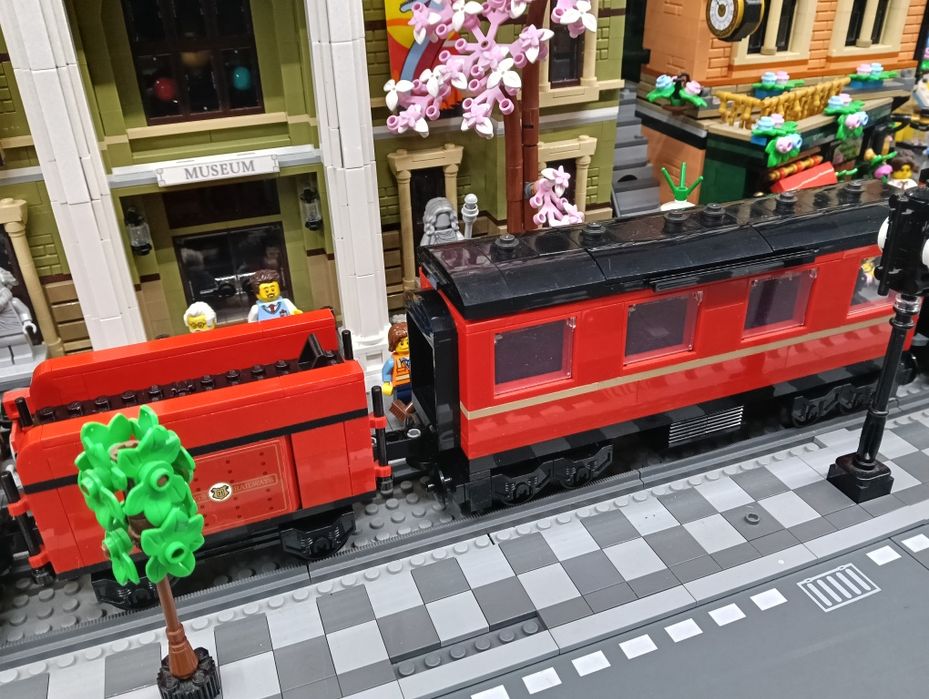 Lego  Trenul Hogwarts Express