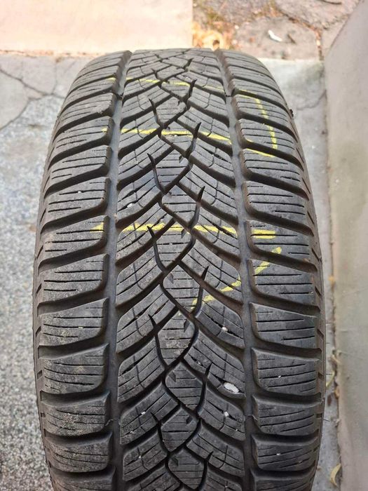 Гуми и джанти - Continental UltraContact (215/55R16) летни и Fulda KristalControl (215/50R17) зимни + джанти