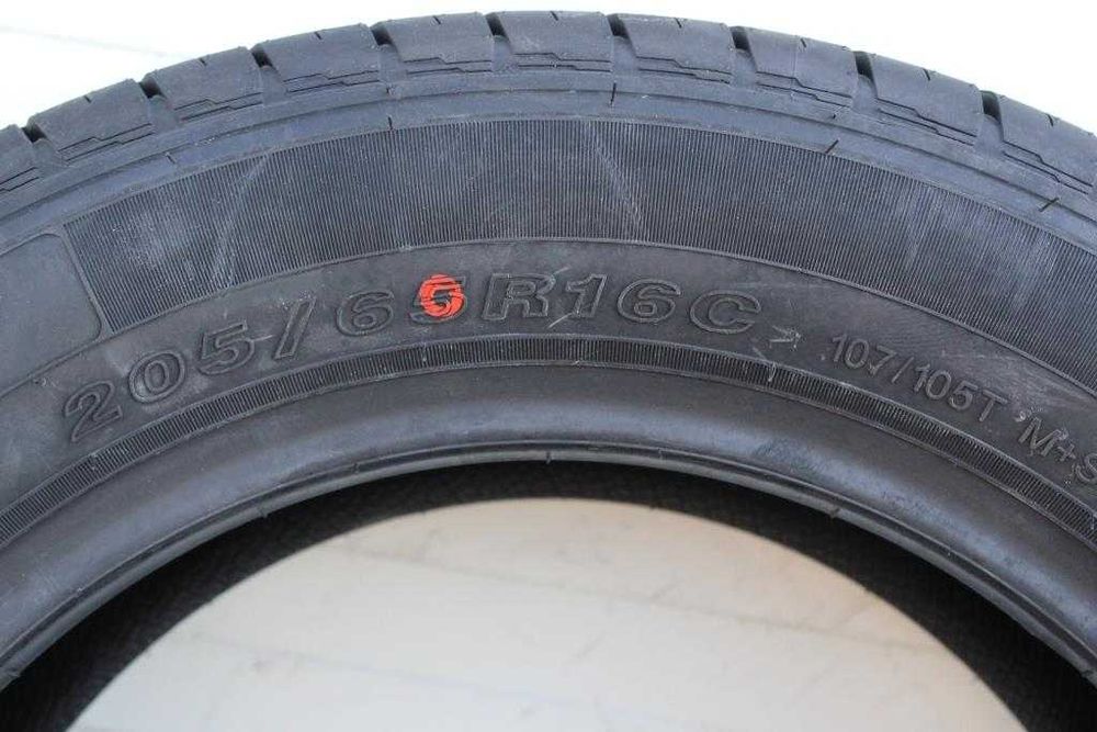 Anvelope vara noi 205/65R16C Triangle