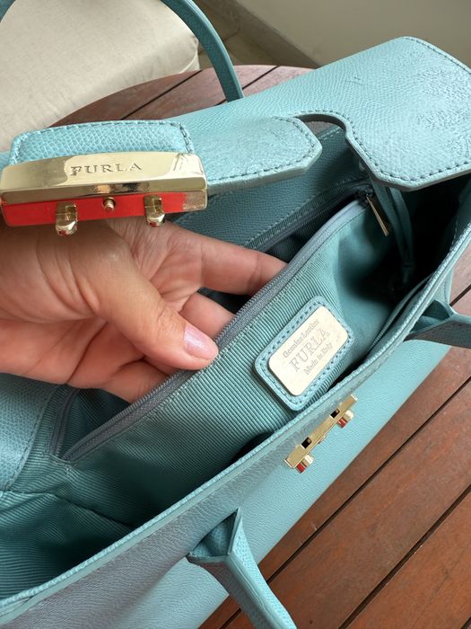 Furla-оригинална голяма тюркоазена чанта