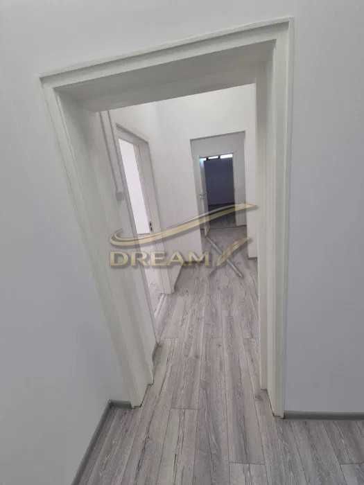 Офис в район Южен под наем! 71603377