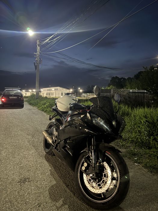 Yamaha r6 2co 2006-2007 rj11 ( r1 , cbr , honda , kawasaki , aprilia )