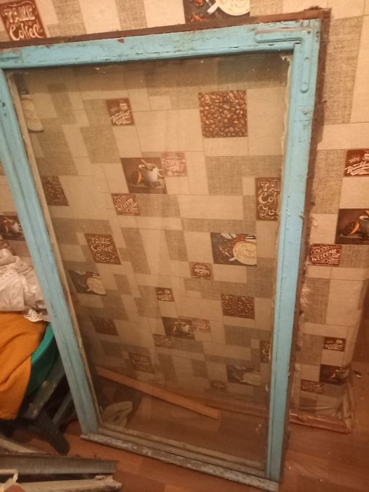 рамы со стеклом 1000тнг разные