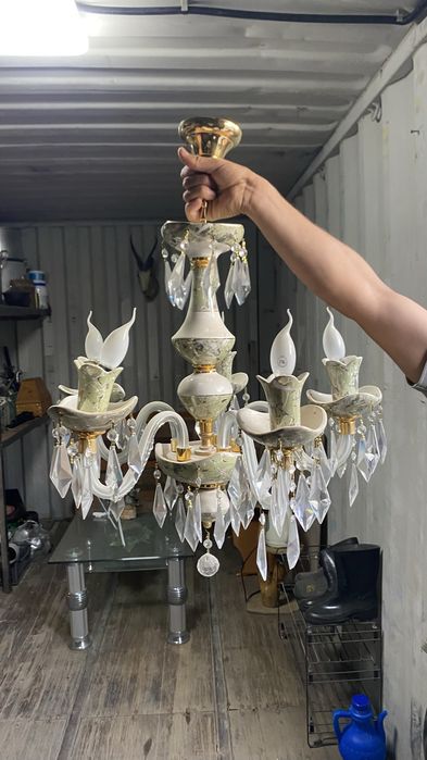 Продам люстру ….