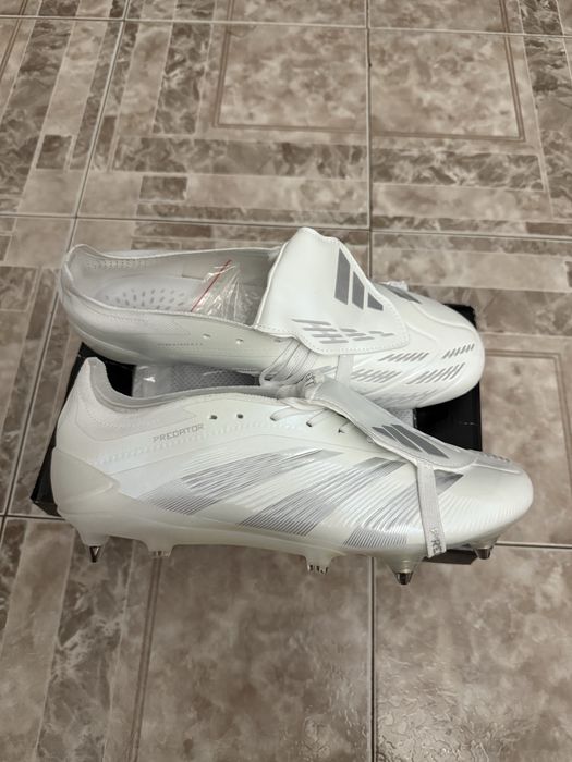 Ghete fotbal adidas predator elite SG marimea 44,5