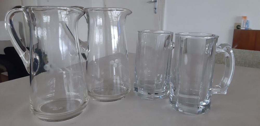 Порцеланови и керамични сервизи, купи за ядки, детски буркани, кани