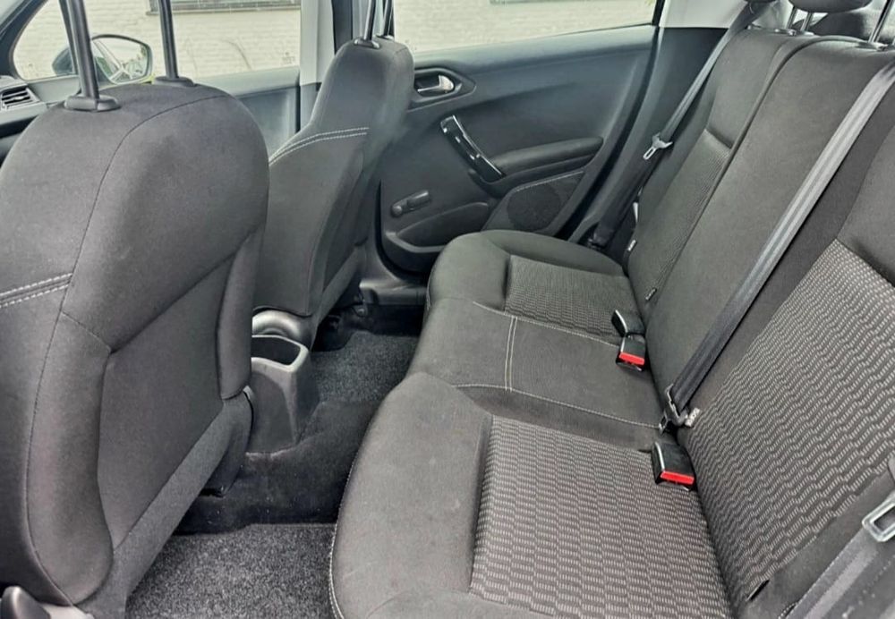 Peugeot 208  Euro 6 an 2016