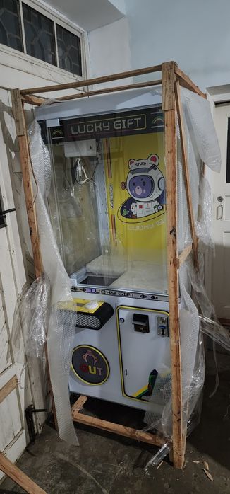 Хватайка игравой аппарат янги