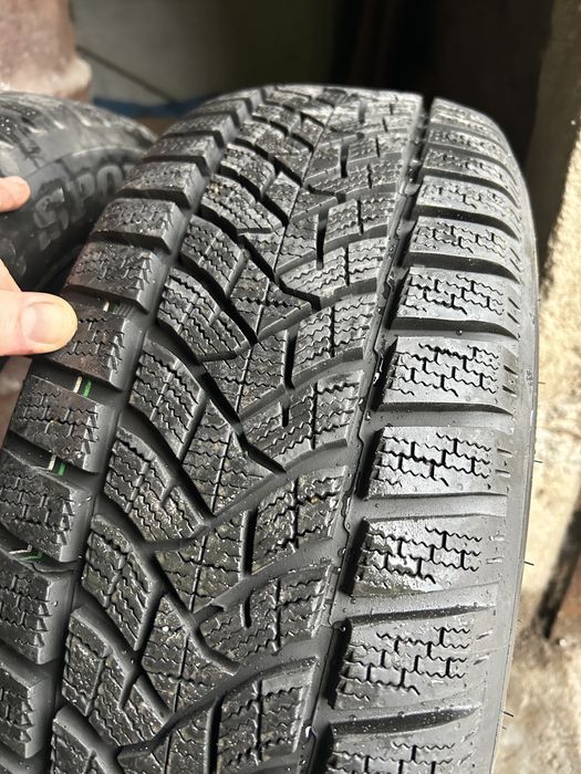 Dunlop Winter Sport 5 205/60/16