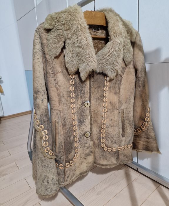 Haina blana naturala foarte fina, tip Alain Delon