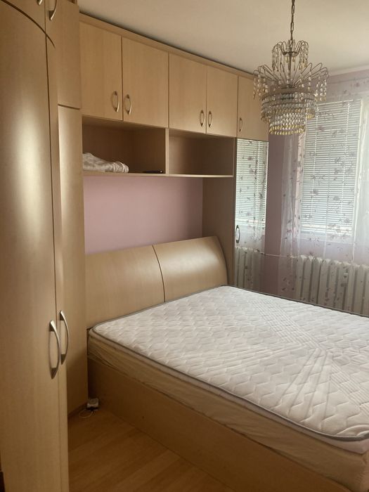 Дава се под наем Тристаен апартамент в Плевен, Идеален център - 80 кв.м за 420 € - Снимка #1