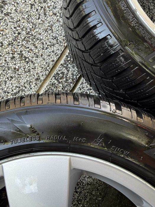 Зимни гуми Bridgestone с джанти