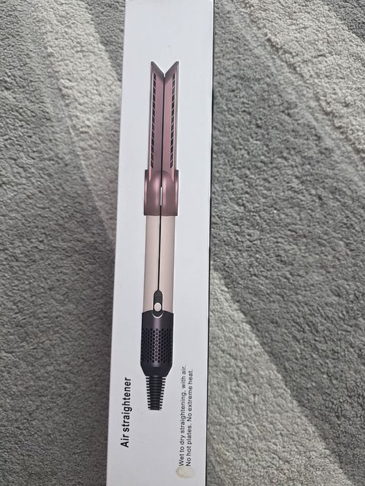 Преса и сешоар за коса тип Dyson