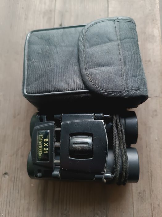 продам бинокль 8x21