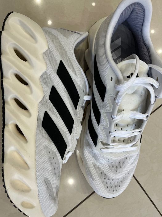 Маратонки Adidas