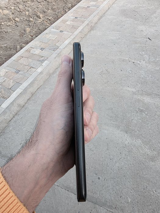 Redmi Note 13 Pro + 5G 12/ 256 gb ideal sotiladi