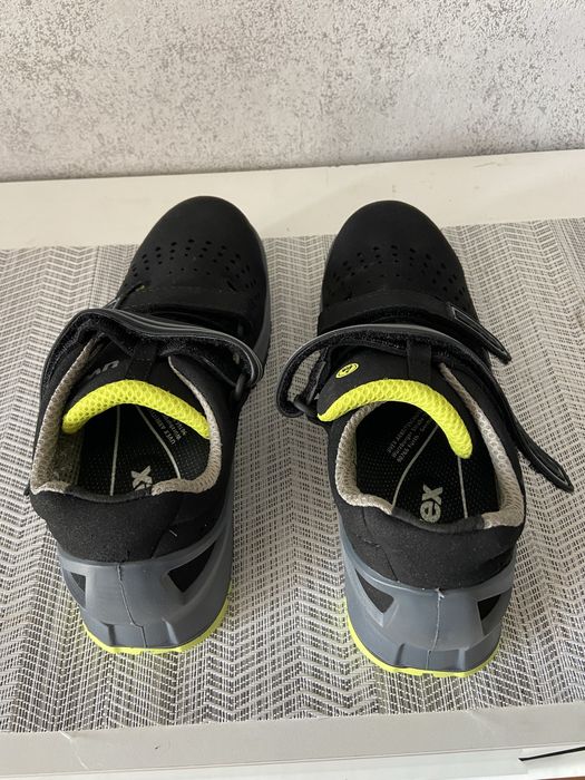 Летни Работни Обувки Uvex 39 Номер НОВИ