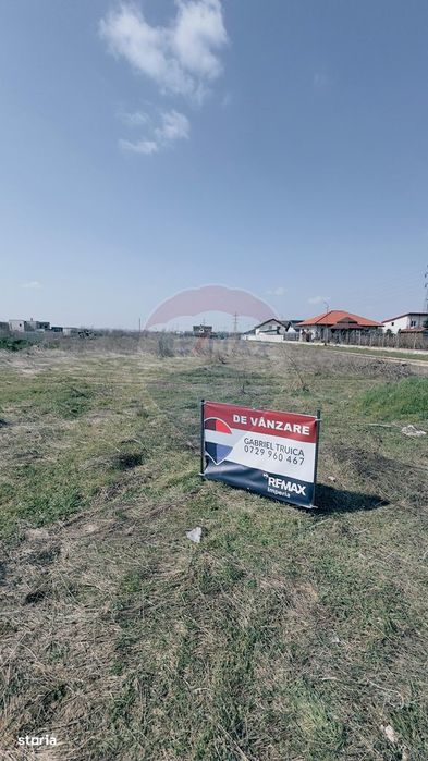 Teren intravilan 1550 mp parcelabil ,zona Veteranilor, deschidere 28ml