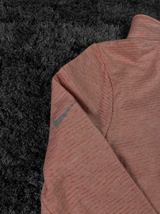 Nike Dri-Fit Therma Sphere Element Top Дамско Горнище