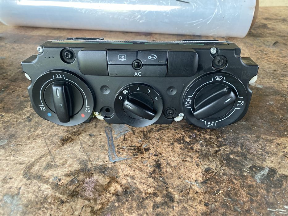 Панел парно копчета за парно на фолксваген голф 5