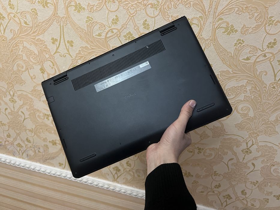 Ноутбук Dell Vostro 3515 Ryzen-7 3700U FHD 15.6' 8GB 512SSD Vega 10