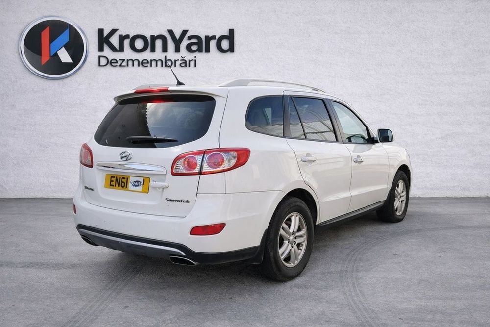 Dezmembrari dezmembrez  Hyundai Santa Fe 2 Facelift 2.2 Diesel 2009-2012  D4HB