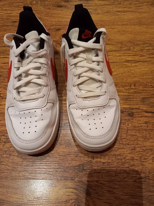 Маратонки Найк 39 номер