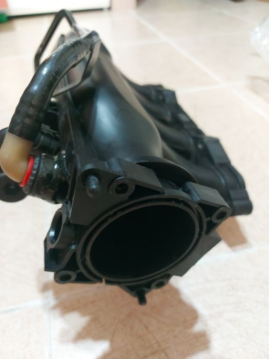 Впускной коллектор м271.948