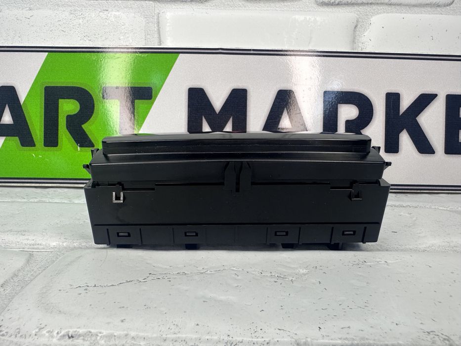 Бутон аварийни светлини AUDI Q4 E-TRON 85E925301P