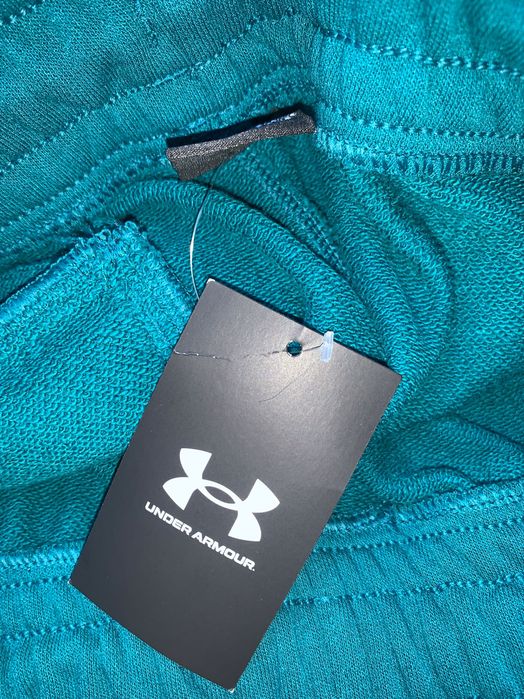 Under Armour • USA
